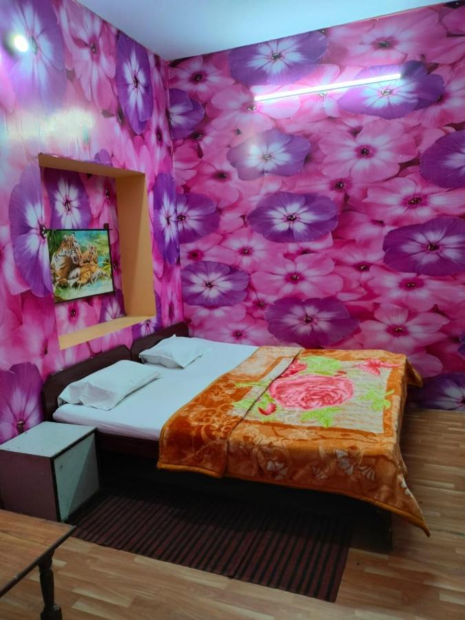 Hotel Raj Агра Екстер'єр фото